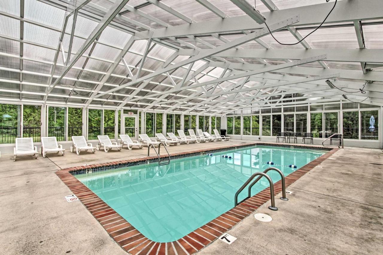 Downtown Pigeon Forge Condo With Pool Access! Exterior photo